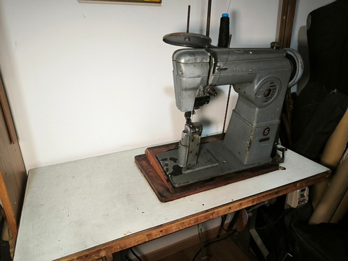 Macchina per cucire scarpe - macchina,