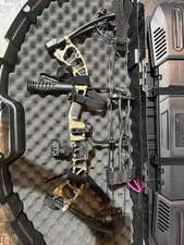 PSE Compound Bow Camo Black