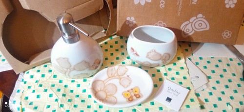 Meraviglioso set per bagno - set,