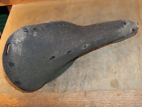 Ancienne selle cuir - ancienne, en