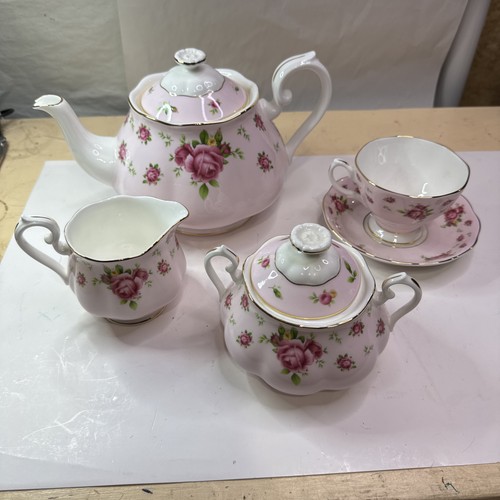 Royal albert pink new - new, country