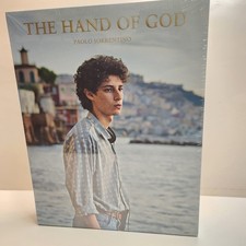 Assouline The Hand of God –