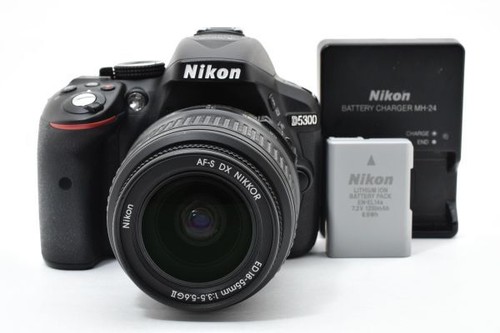 Nikon d5300 con 4701 - scatti, /