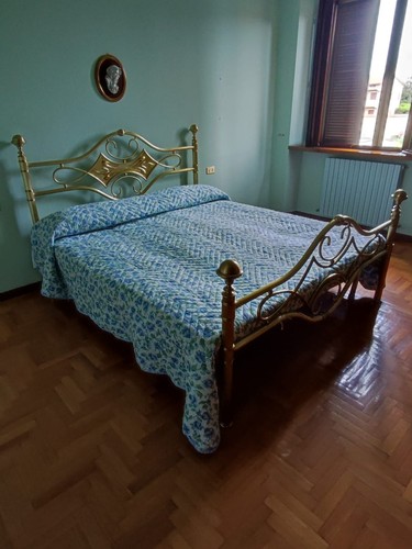 Testata letto matrimoniale