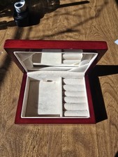 SCATOLA PORTAGIOIE IN LEGNO