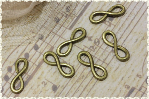 Pezzi charm forma simbolo - 5,