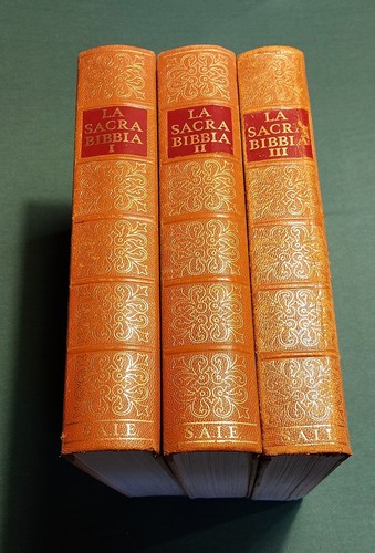 Sacra bibbia saie editrice - sacra,