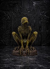 Statua Aliena Seduta -9,25"