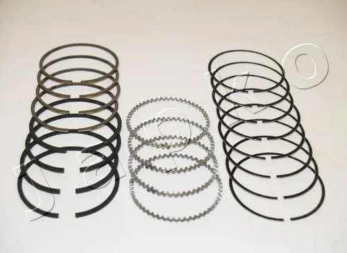 Fascia elastica pistone