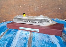 Nave crociera italiana - da,