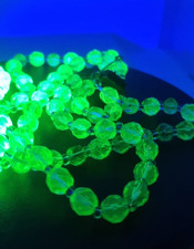 URANIUM GLASS NECKLACE