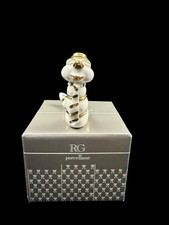 RG Porcellane Figurine
