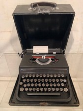 Antica Macchina Da Scrivere