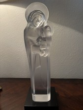 Scultura religiosa firmata