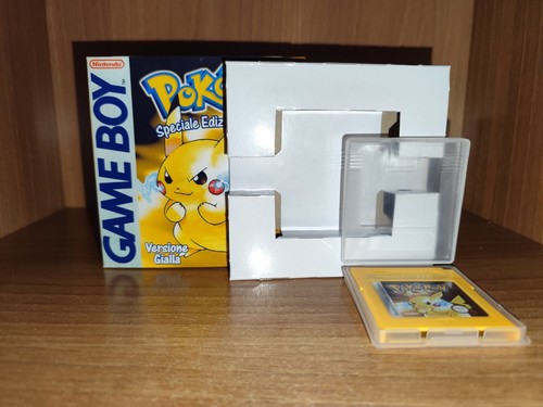 Pokemon giallo game - pokemon, boy