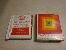 2 pellicole terrestri Polaroid