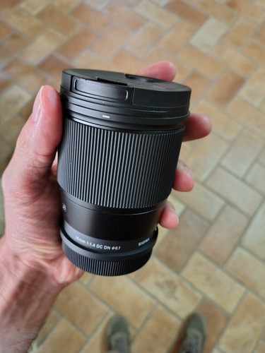Sigma 16mm dc - 16mm,