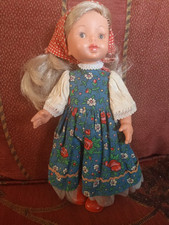 Piccola bambola Furga Valentina, 23cm, con abiti e stivaletti originali, anni 60