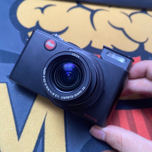 Leica lux 0 megapixel - 3,