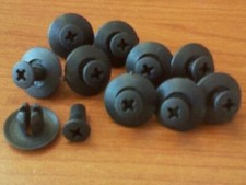 Fermi viti ganci rivetti