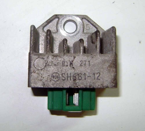 Regolatore tensione aprilia - regolatore,