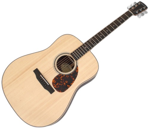 Larrivee solid spruce - solid,