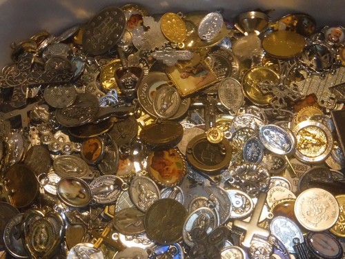 Catholic medals lot lb - medals,