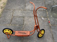 Antico scooter TRI-ANG