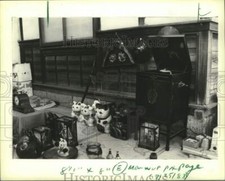 1983 Press Photo many items