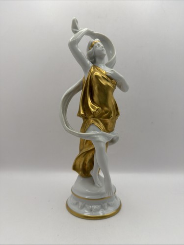 Statuina porcellana
