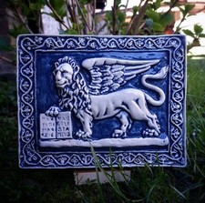 Bassorilievo leone di San