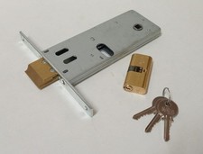 SERRATURA DA INFILARE SCROCCO