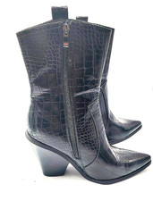 Splendidi stivaletti western