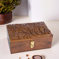 Scatola portaoggetti in legno