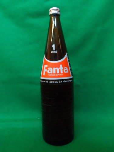 Bottiglia fanta aranciata - fanta,