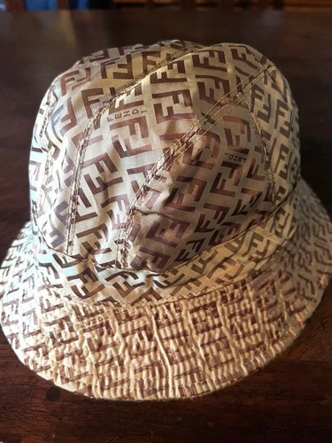 Cappello fendi secchiello - cappello,