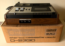 VINTAGE 1976 HITACHI D-2330