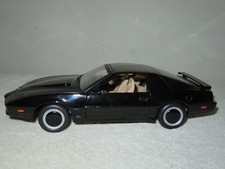 1985 PONTIAC FIREBIRD TRANS AM BLACK KNIGHT RIDER K.I.T.T. 1:18 JOYRIDE ERTL 