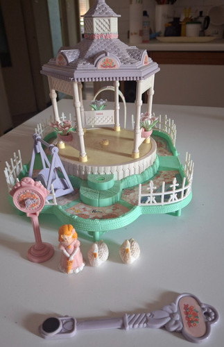 Precious places twirling - precious,