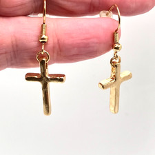 Orecchini croce tono oro