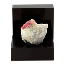 Pietre E Minéraux. Rubino