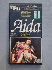 VHS USED UN PALCO ALL'OPERA : AIDA