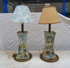 Coppia di lumi in ceramica