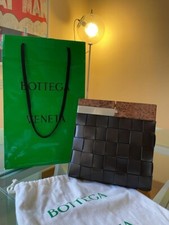 Snap Bag Bottega Veneta Marrone. Nuova. Pelle di agnello con inserto in  legno