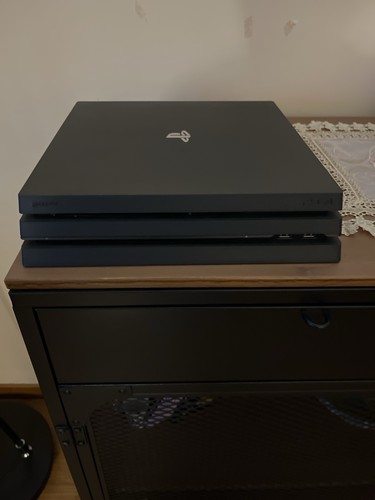 Sony playstation pro 1tb - 4,
