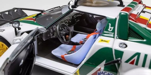 Kyosho lancia stratos hf - stratos,