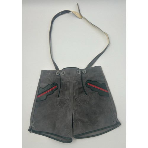 Pantaloncini tradizionali