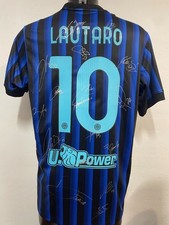 MAGLIA HOME SERIE A "LAUTARO 10" AUTOGRAFATA SQUADRA FC INTER 2025/2026