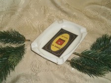 POSACENERE LE PIPE AL PASCIA'