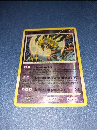 Carte card pokémon giratina